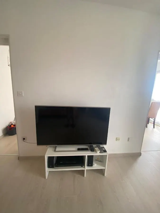 Exceptional Apartment With 2 Bedrooms Near The Sea Pula